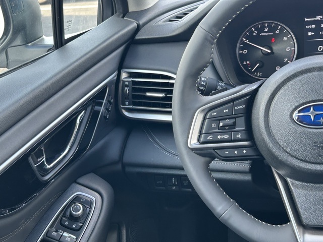 2025 Subaru Outback Touring XT photo 18