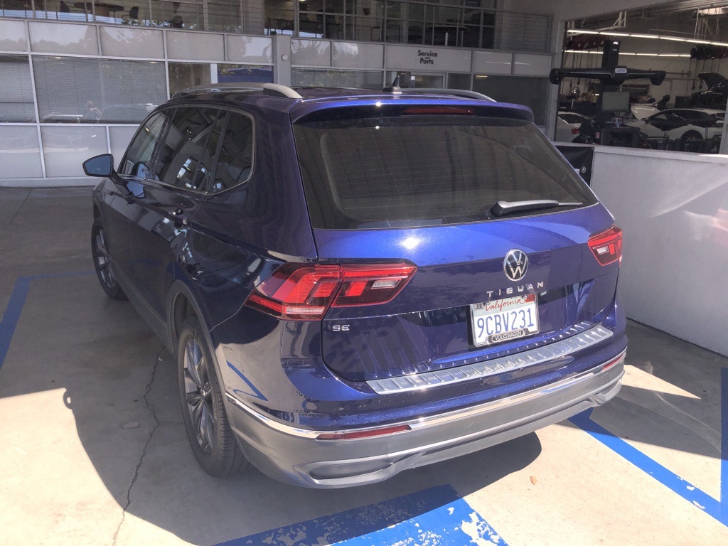 2022 Volkswagen Tiguan SE photo 2