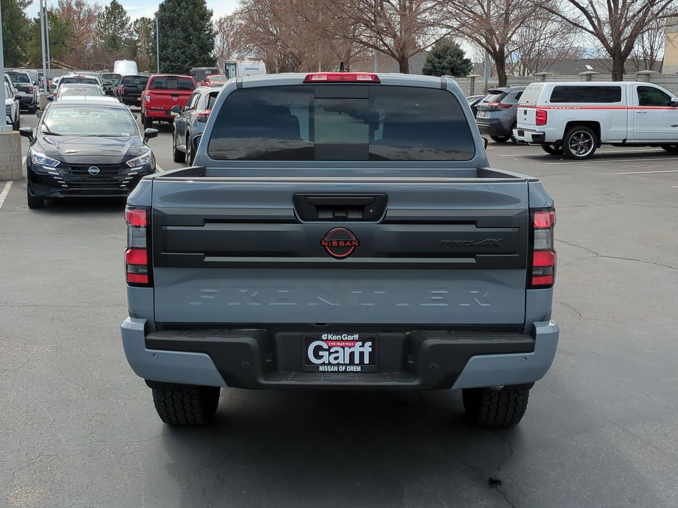 2025 Nissan Frontier PRO-4X photo 4