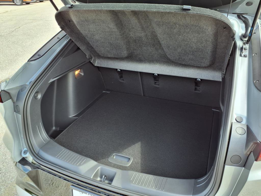 2025 Buick Envista ST photo 18