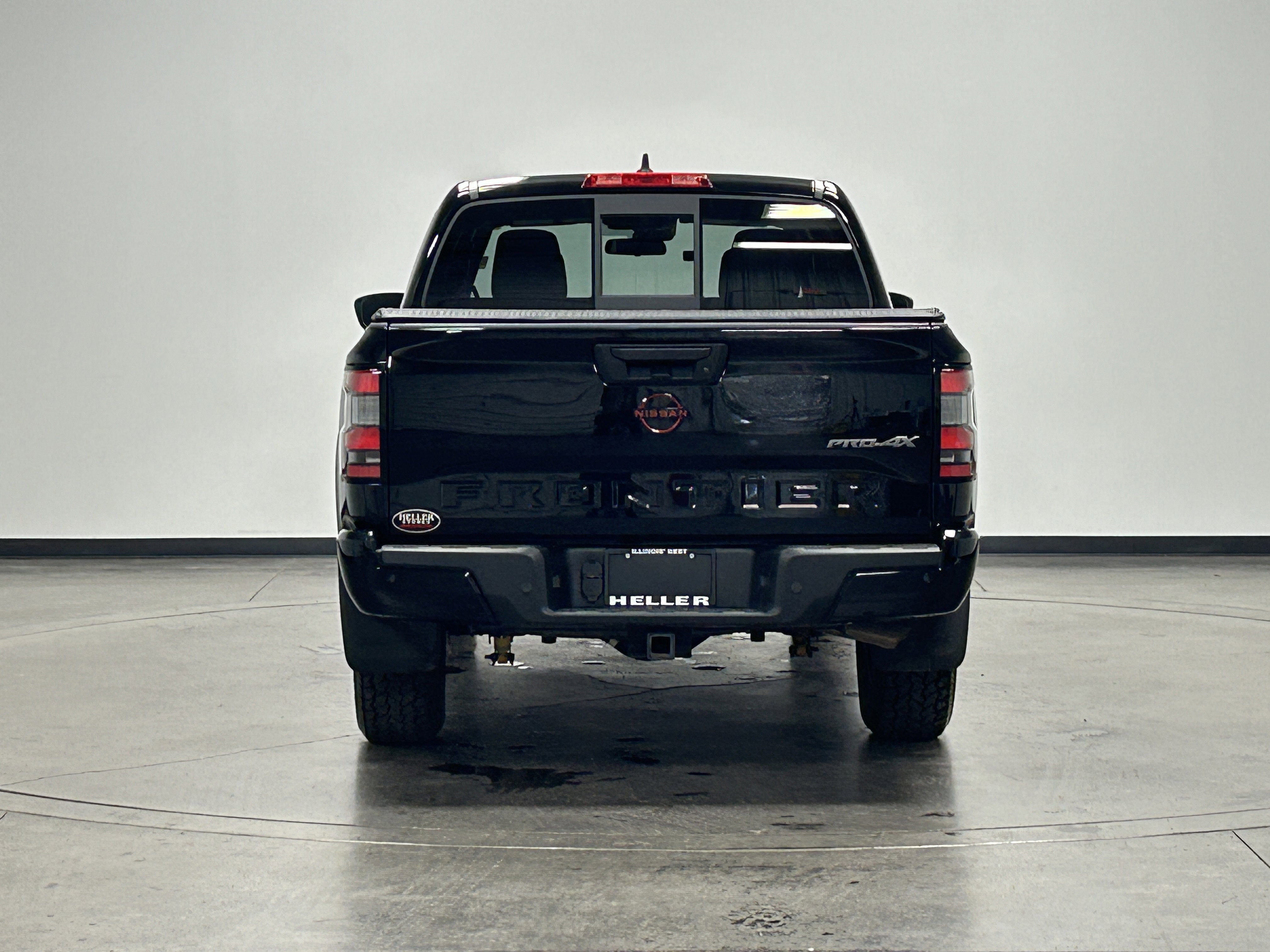 2022 Nissan Frontier PRO-4X photo 5