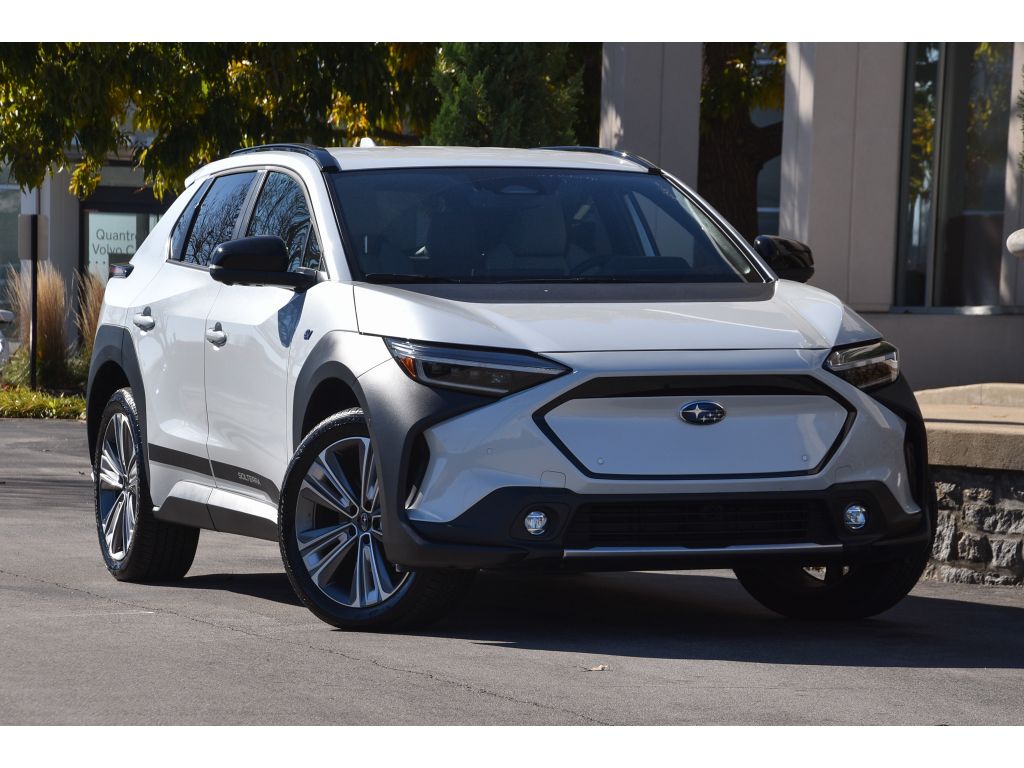 2024 Subaru Solterra Limited's photo