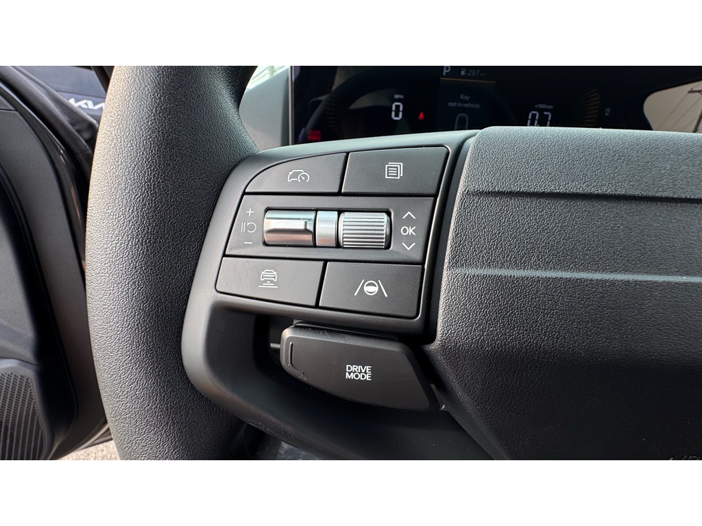 2025 Kia K4 LXS photo 8