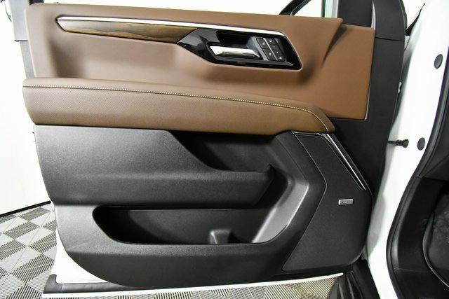 2025 Chevrolet Tahoe High Country photo 19
