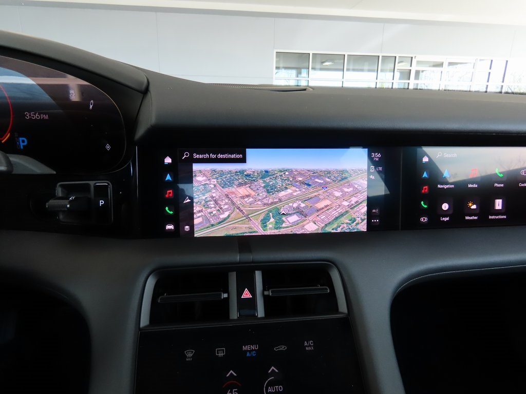 2023 Porsche Taycan photo 25