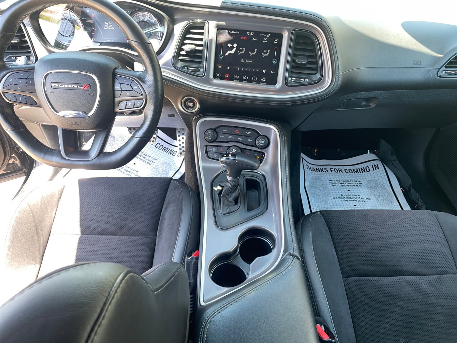 2022 Dodge Challenger R/T Shaker photo 14