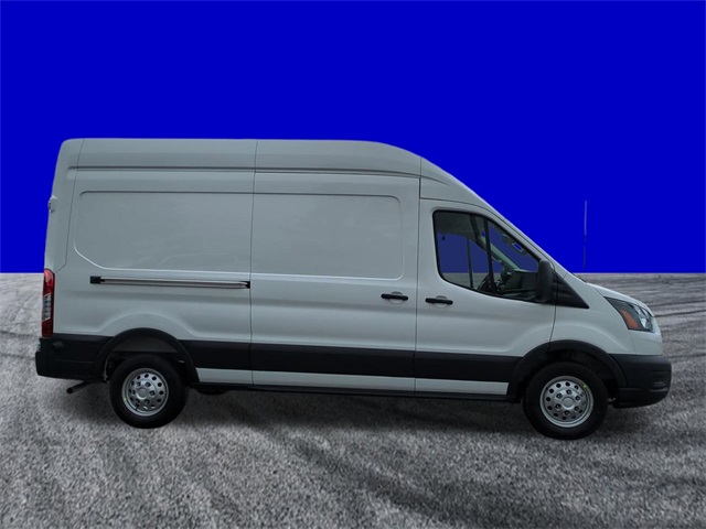 2026 Ford Transit Cargo photo 3