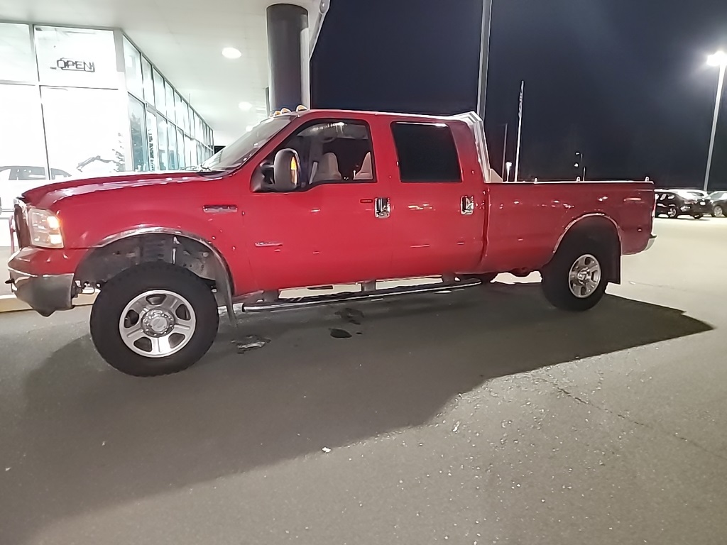 2005 Ford F-350 photo 2