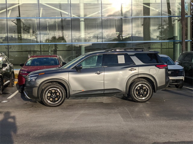 2023 Nissan Pathfinder Rock Creek photo 3