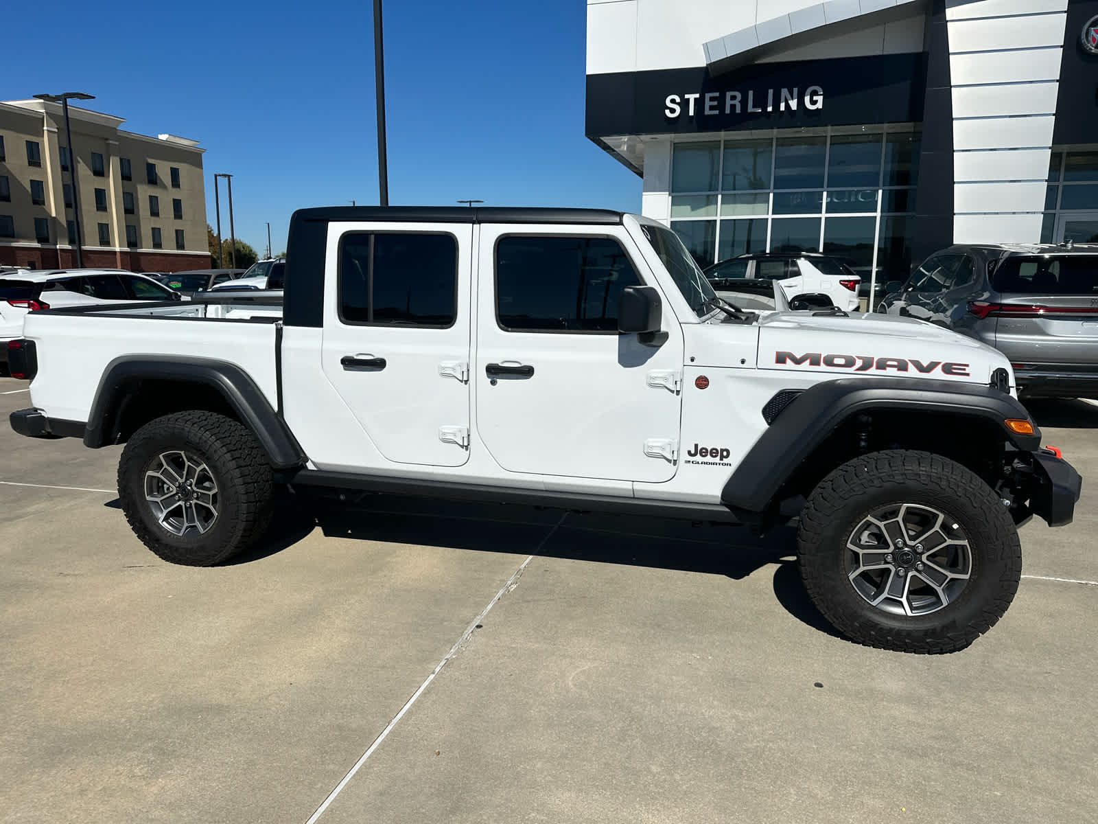 2025 Jeep Gladiator Mojave's photo