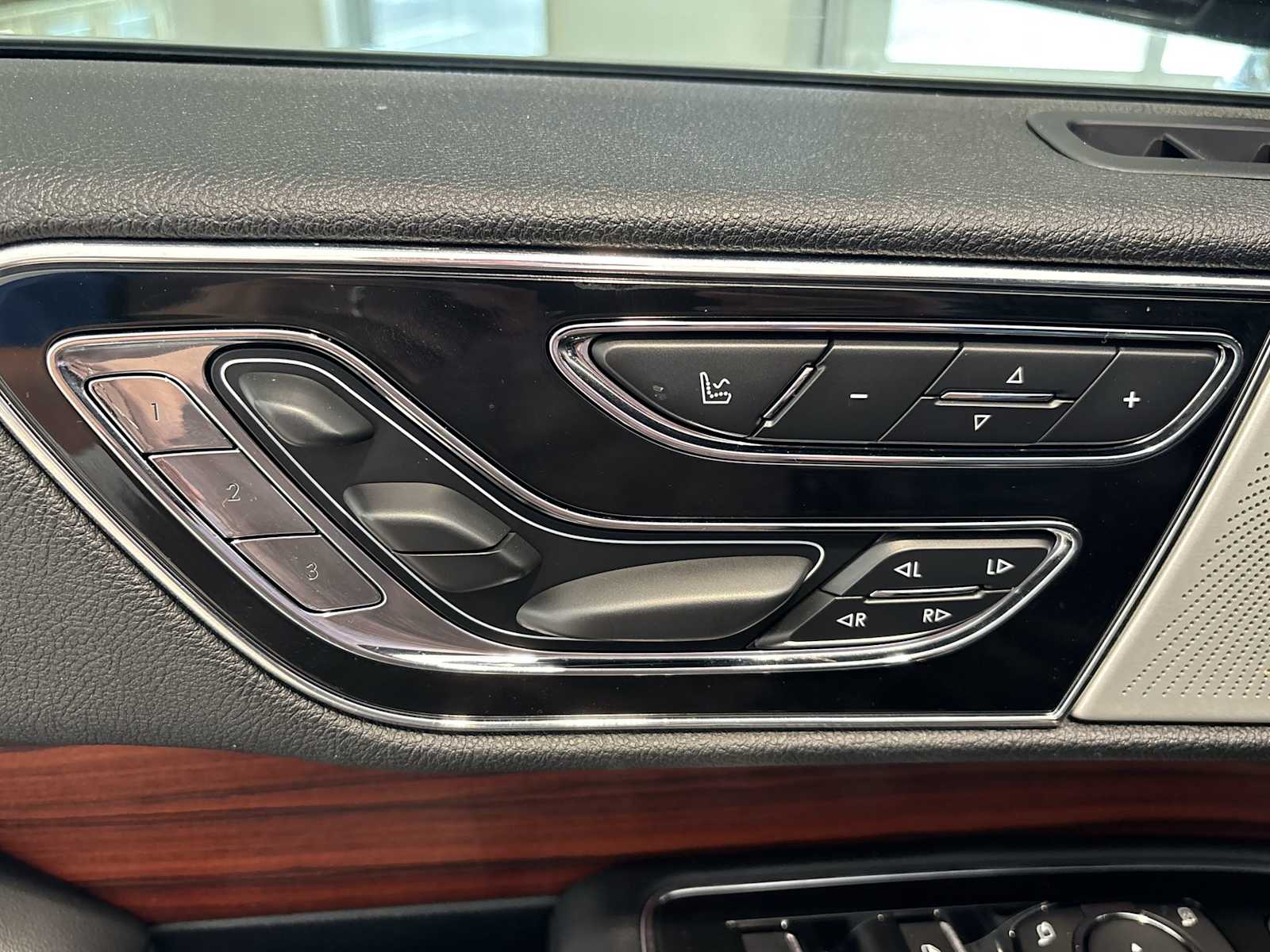 2020 Lincoln Navigator Reserve photo 30