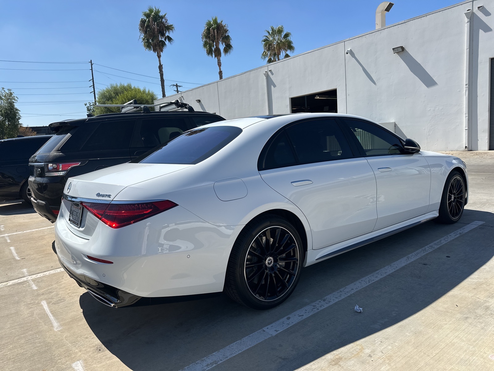 2024 Mercedes Benz S 580e 4MATIC photo 3