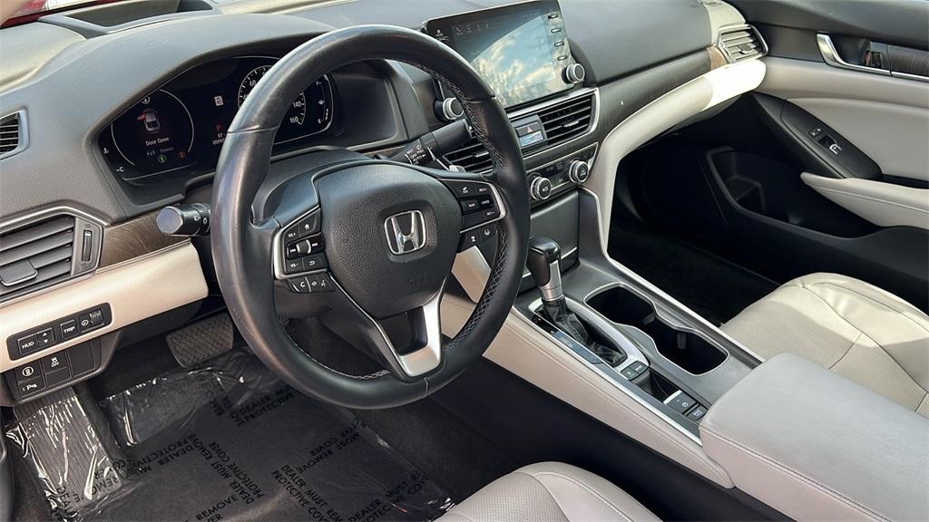 2018 Honda Accord Touring photo 8