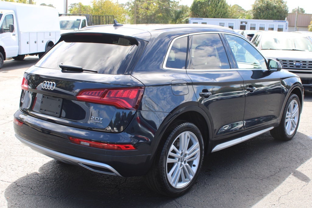 2018 Audi Q5 2.0T Premium photo 3