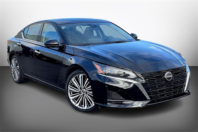 2023 Nissan Altima SL