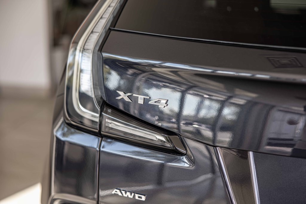 2022 CADILLAC XT4 - Image 15
