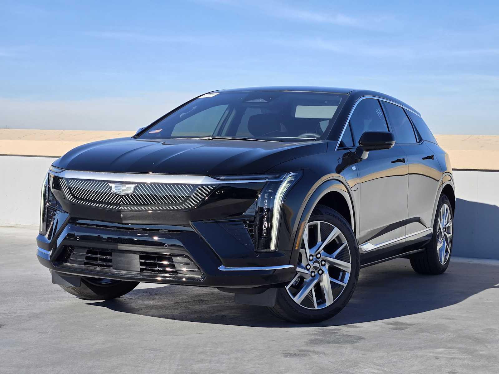 2026 Cadillac OPTIQ Luxury's photo