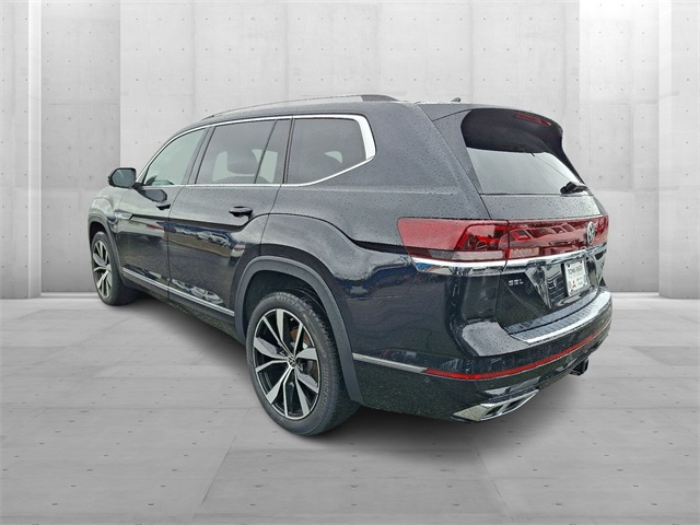 2025 Volkswagen Atlas SEL Premium R-Line photo 2