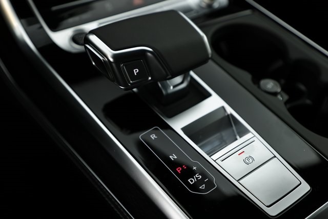 2025 Audi Q7 55 Prestige photo 37