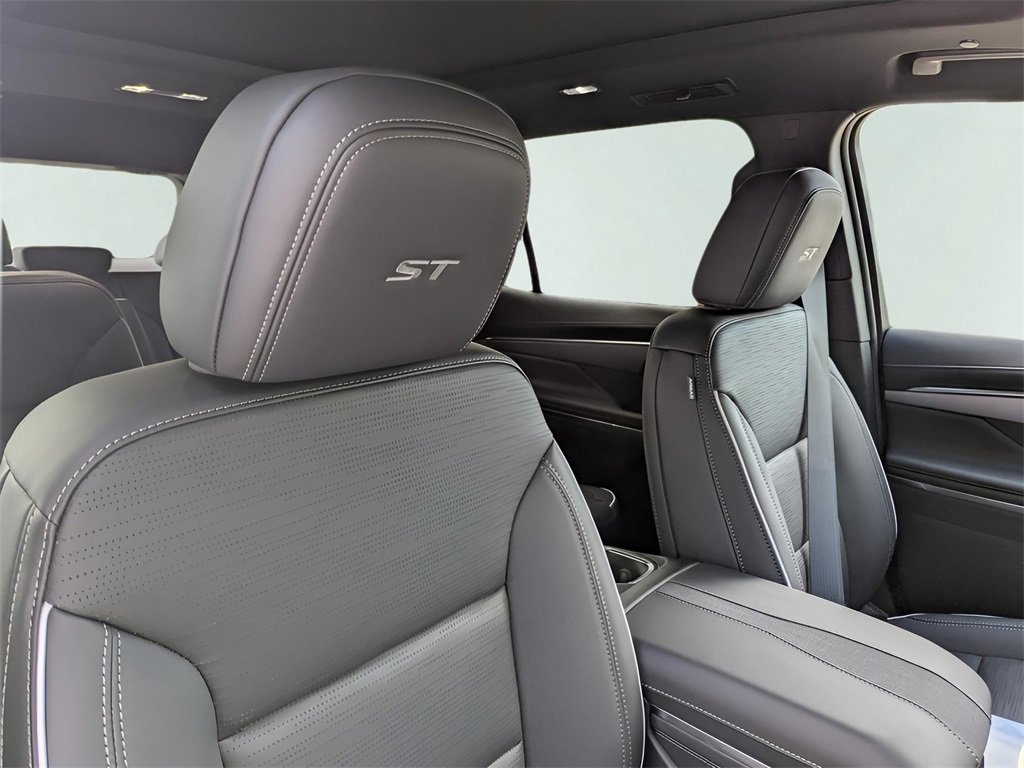 2025 Buick Enclave Sport Touring photo 20