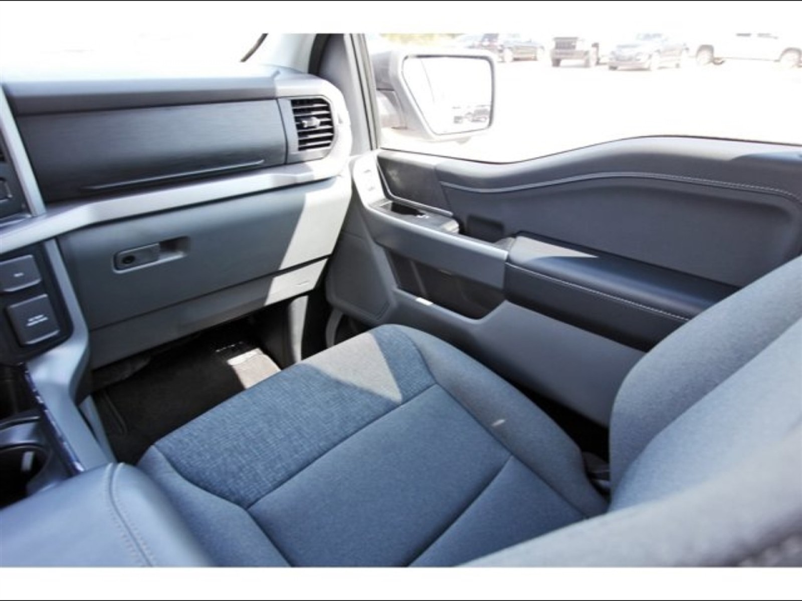 2024 Ford F-150 XLT - 11