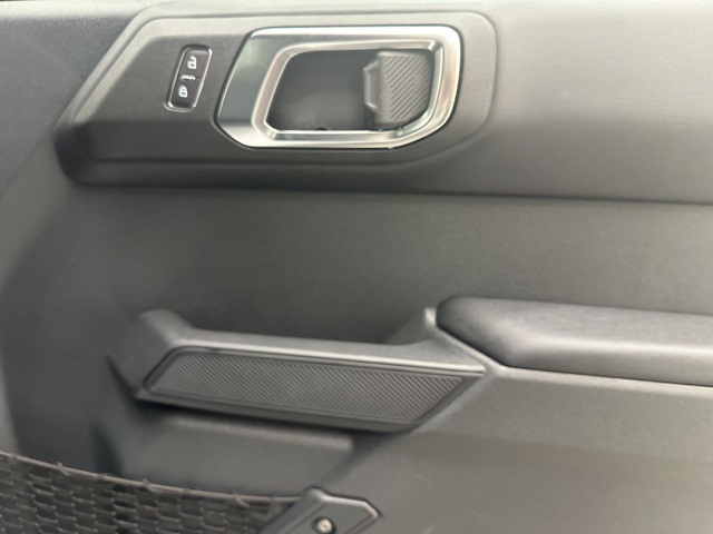 2025 Ford Bronco Outer Banks photo 12