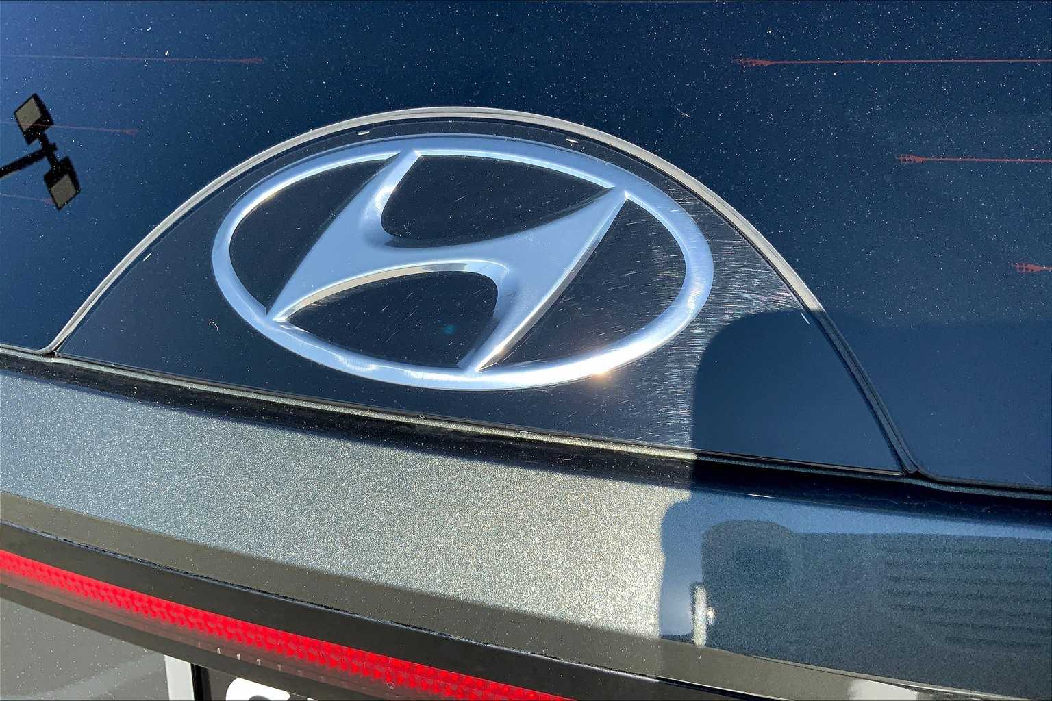 2022 Hyundai Tucson Limited photo 9