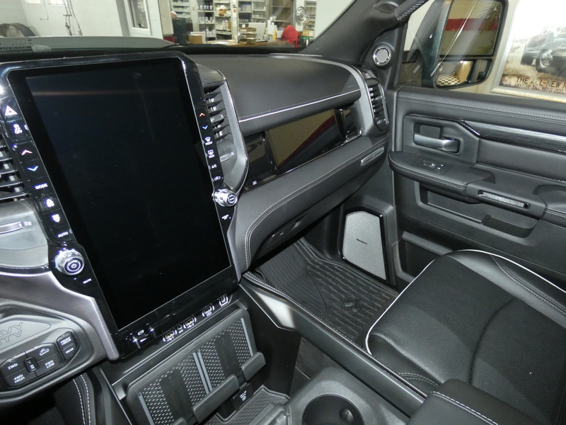 2025 Ram 2500 Power Wagon photo 9