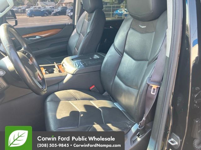 2016 Cadillac Escalade ESV Premium photo 11