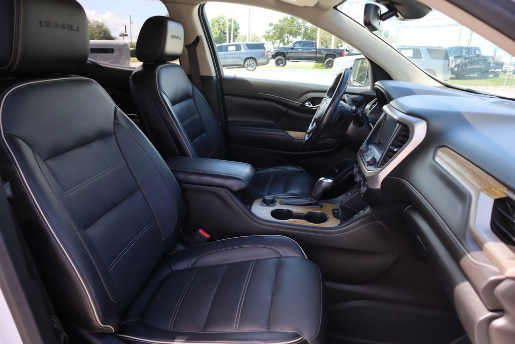 2019 Gmc Acadia Denali photo 26