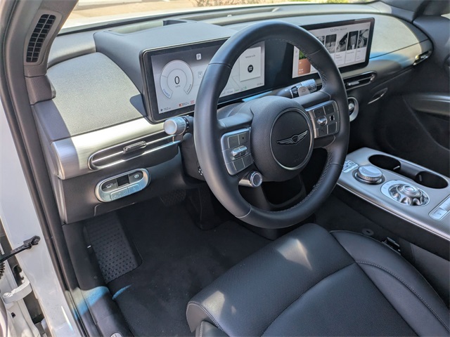 2024 Genesis GV60 RWD photo 10