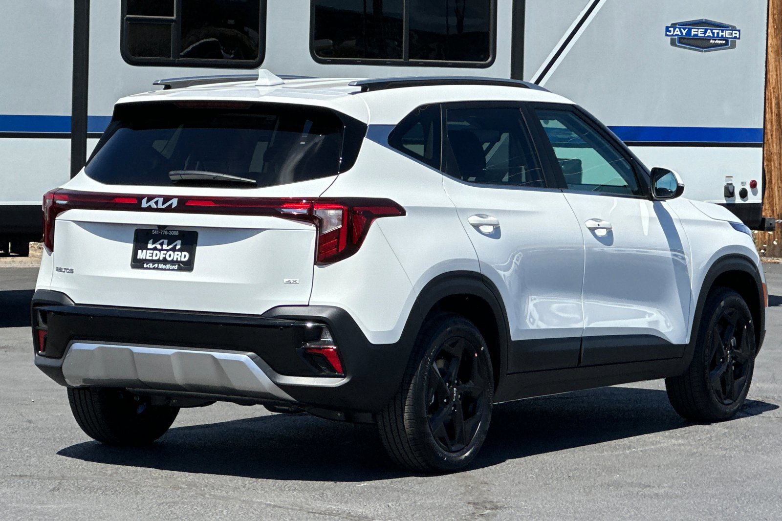 2026 Kia Seltos EX photo 4