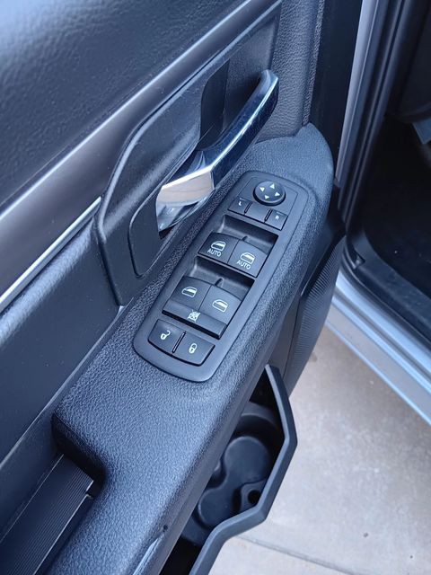 2024 Ram 1500 Classic Warlock photo 11