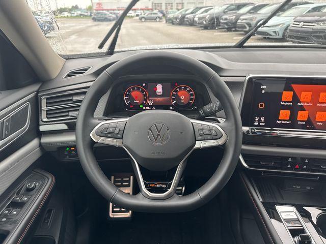 2025 Volkswagen Atlas Peak Edition SE photo 16