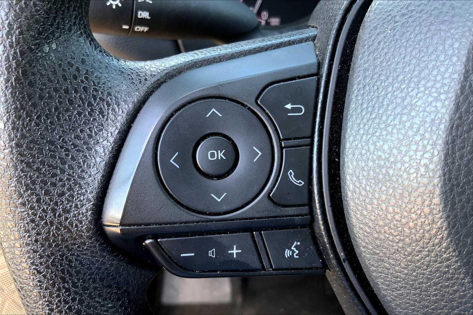 2024 Toyota RAV4 LE photo 20