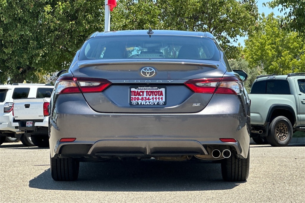 2023 Toyota Camry SE photo 4