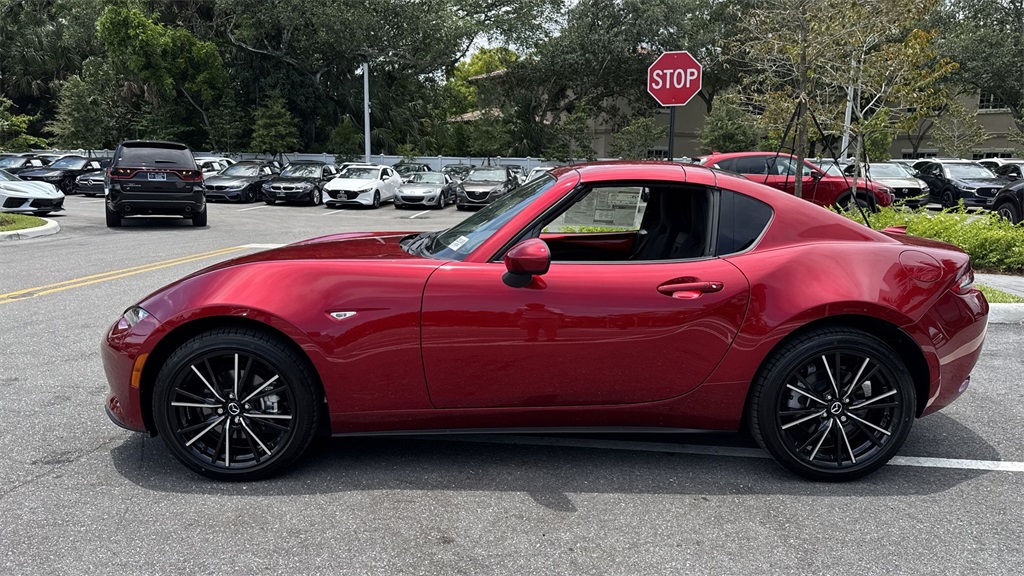 2025 Mazda MX-5 Miata Miata RF Grand Touring photo 11
