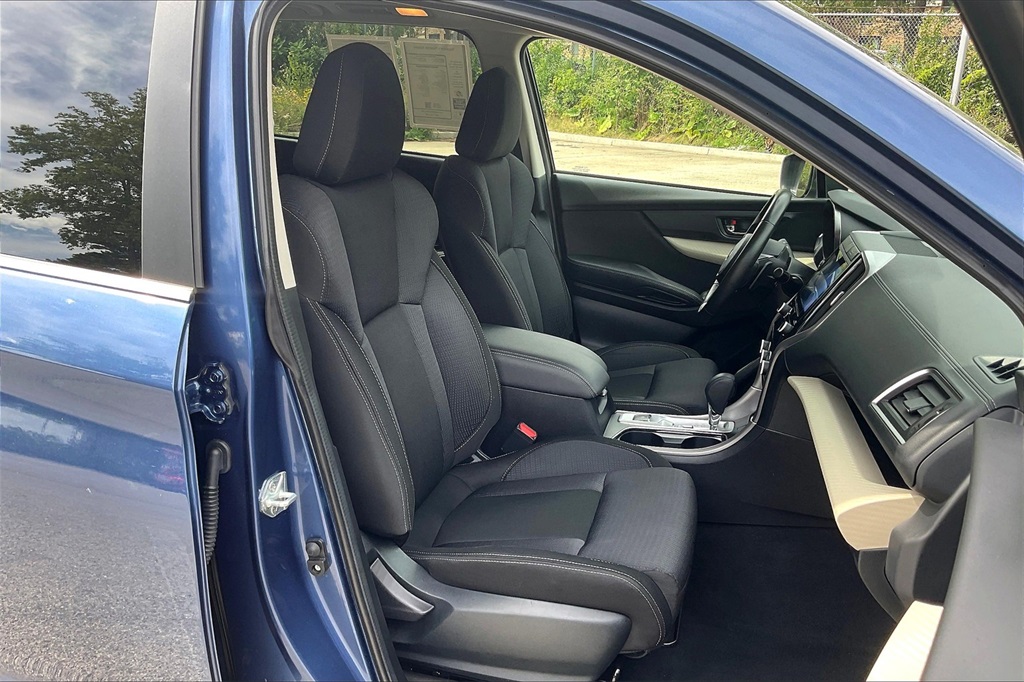 2022 Subaru Ascent Premium photo 4