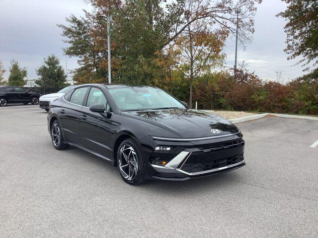 2026 Hyundai Sonata SEL Sport photo 3