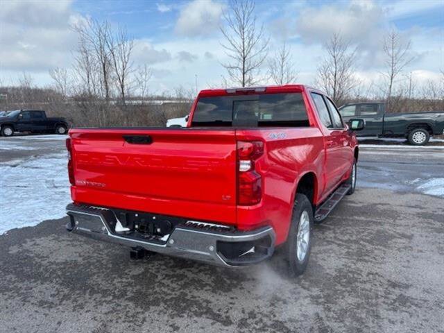 2025 Chevrolet Silverado 1500 LT photo 3