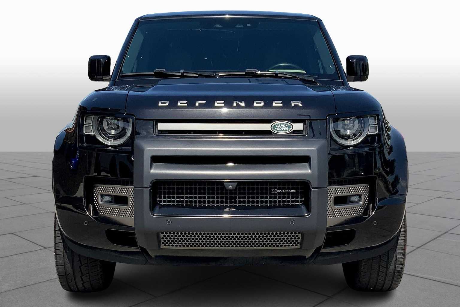 2023 Land Rover Defender X-Dynamic SE photo 5