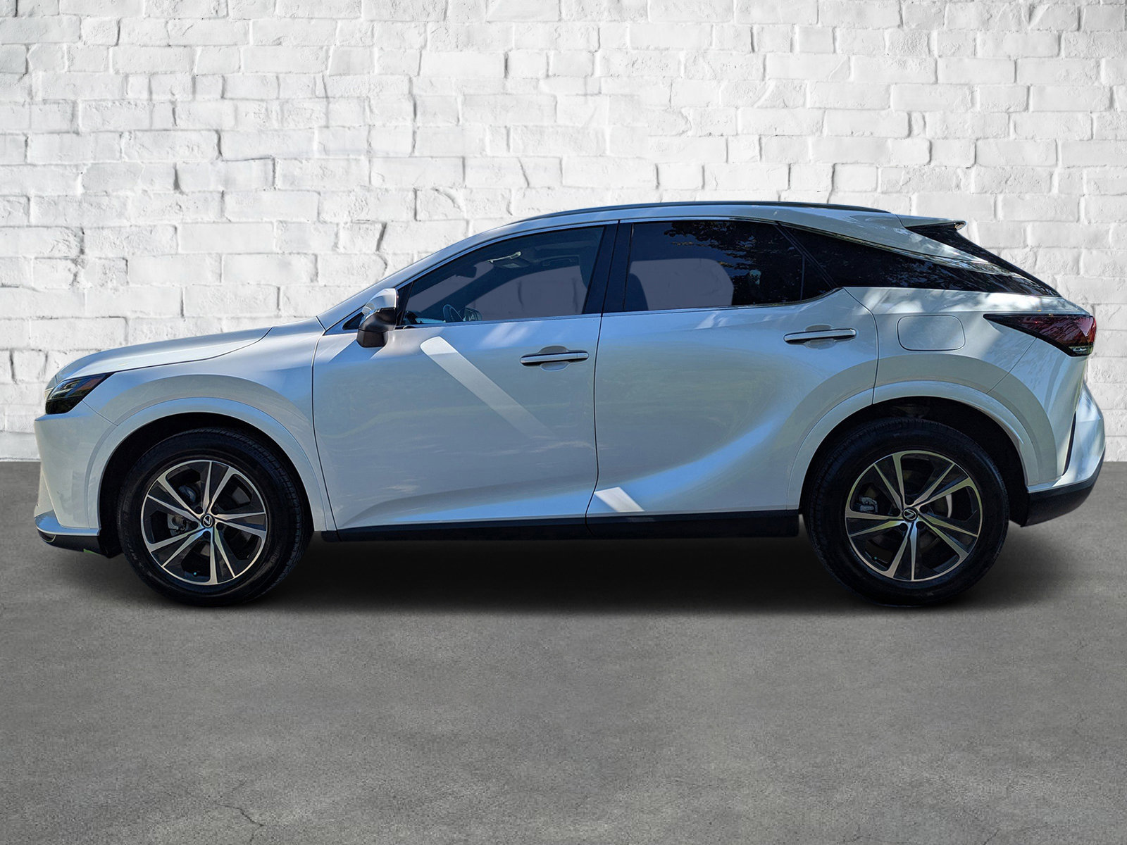 2024 Lexus RX 350h photo 7