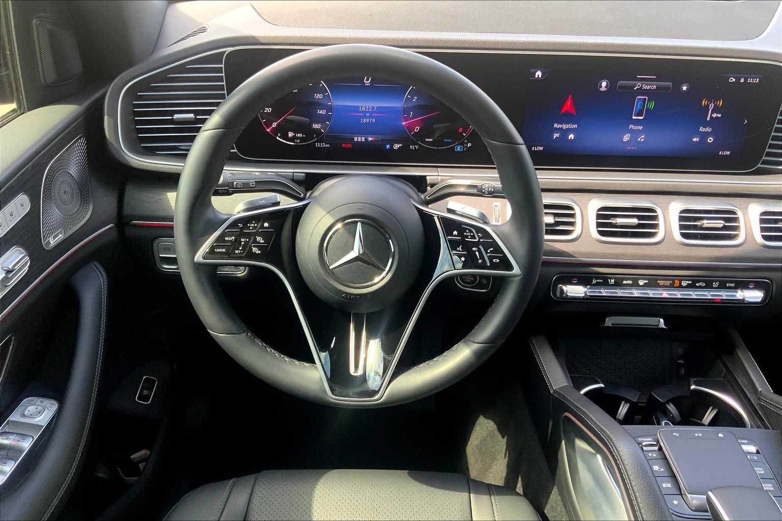 2024 Mercedes Benz GLE 350 4MATIC photo 4