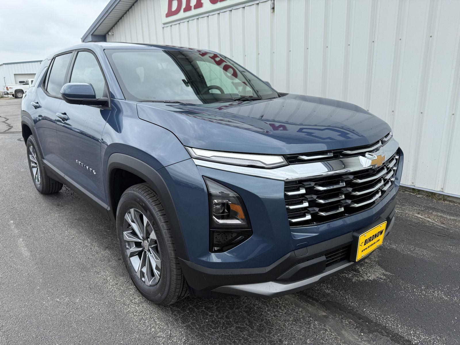 2026 Chevrolet Equinox LT photo 2
