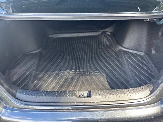 2023 Honda Accord LX photo 10
