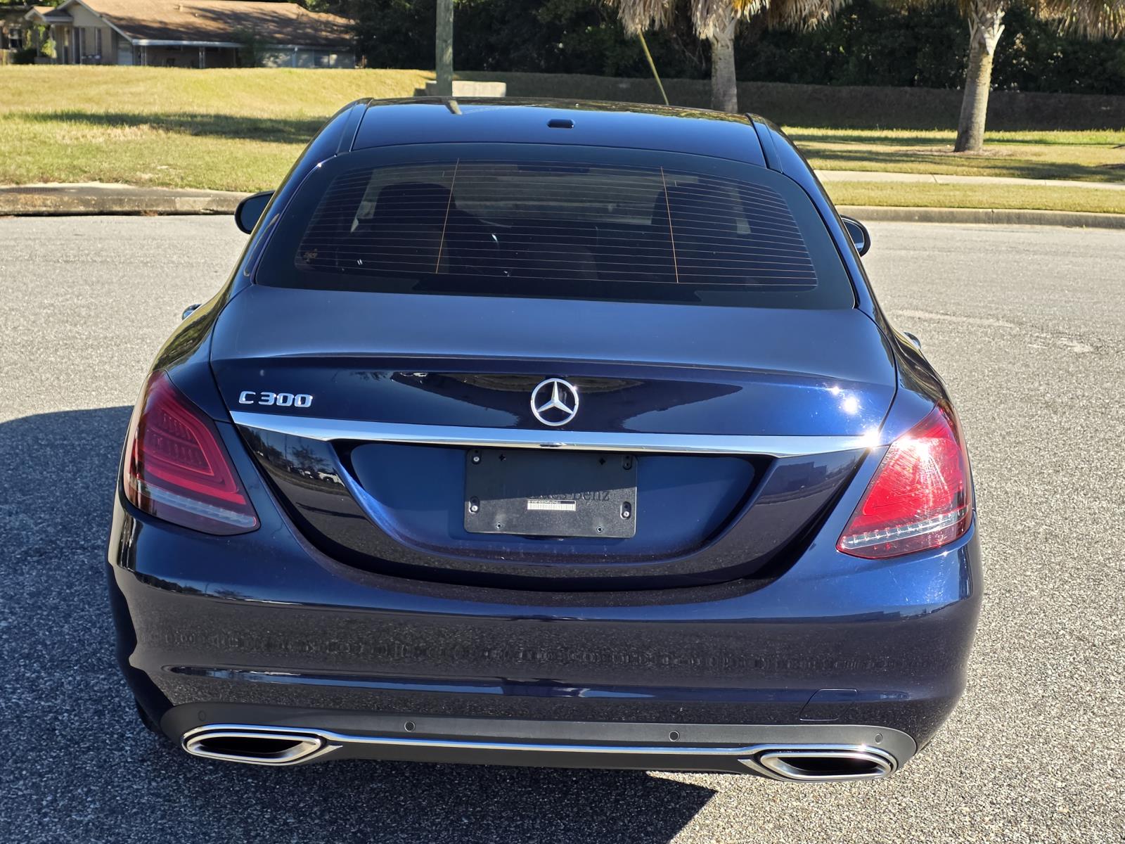 2021 Mercedes Benz C 300 photo 3