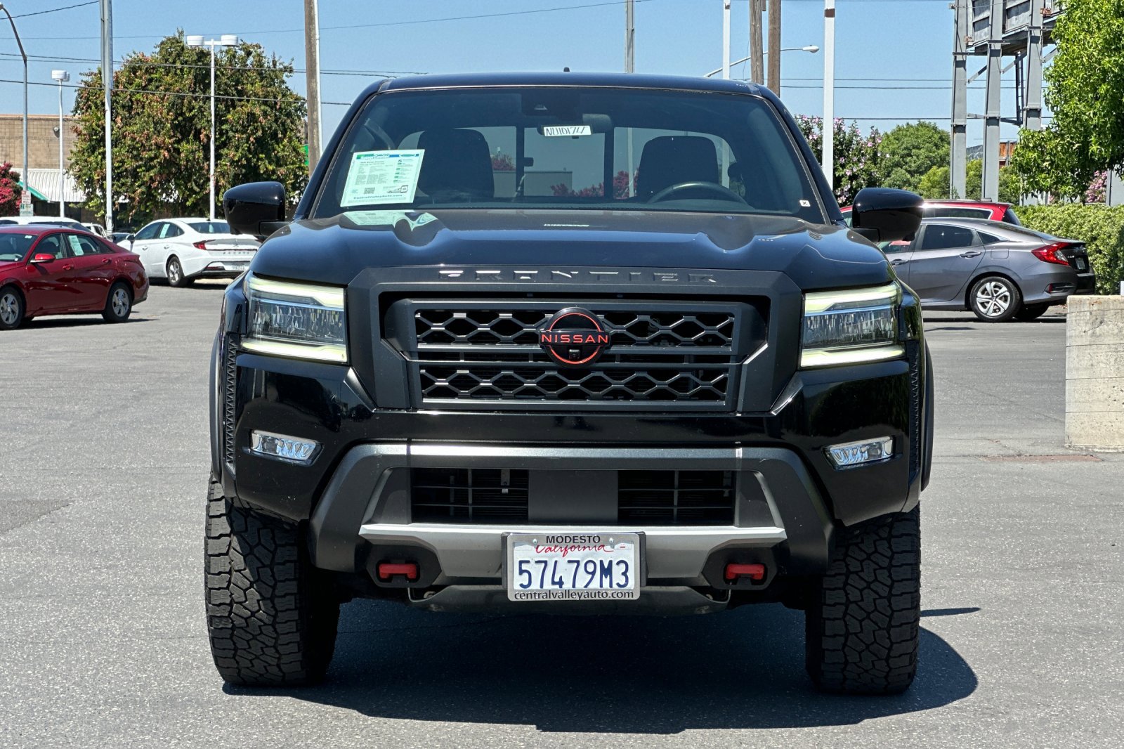 2022 Nissan Frontier PRO-4X photo 9