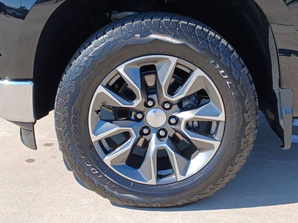 2023 Chevrolet Silverado 1500 LT photo 31