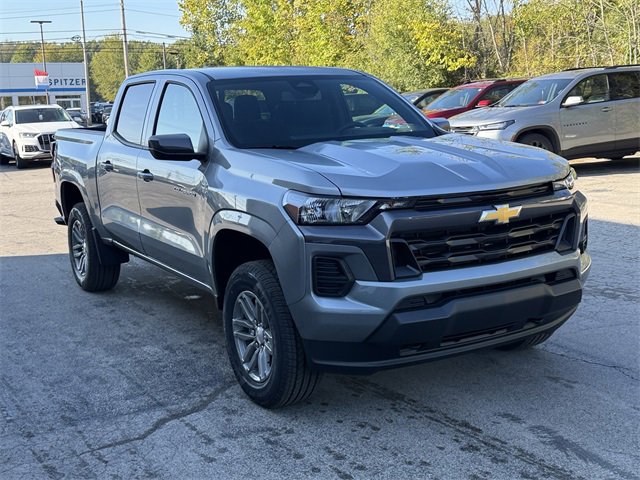 2026 Chevrolet Colorado LT photo 2