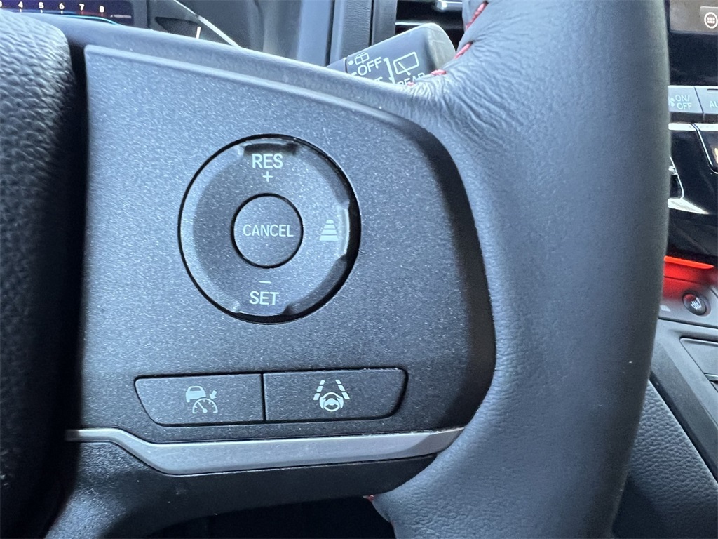 2024 Honda Odyssey Sport photo 29